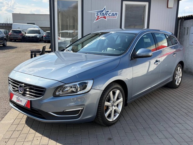 Volvo V60 2.0 D [D3] Summum Geartronic 1TUL/ �F...